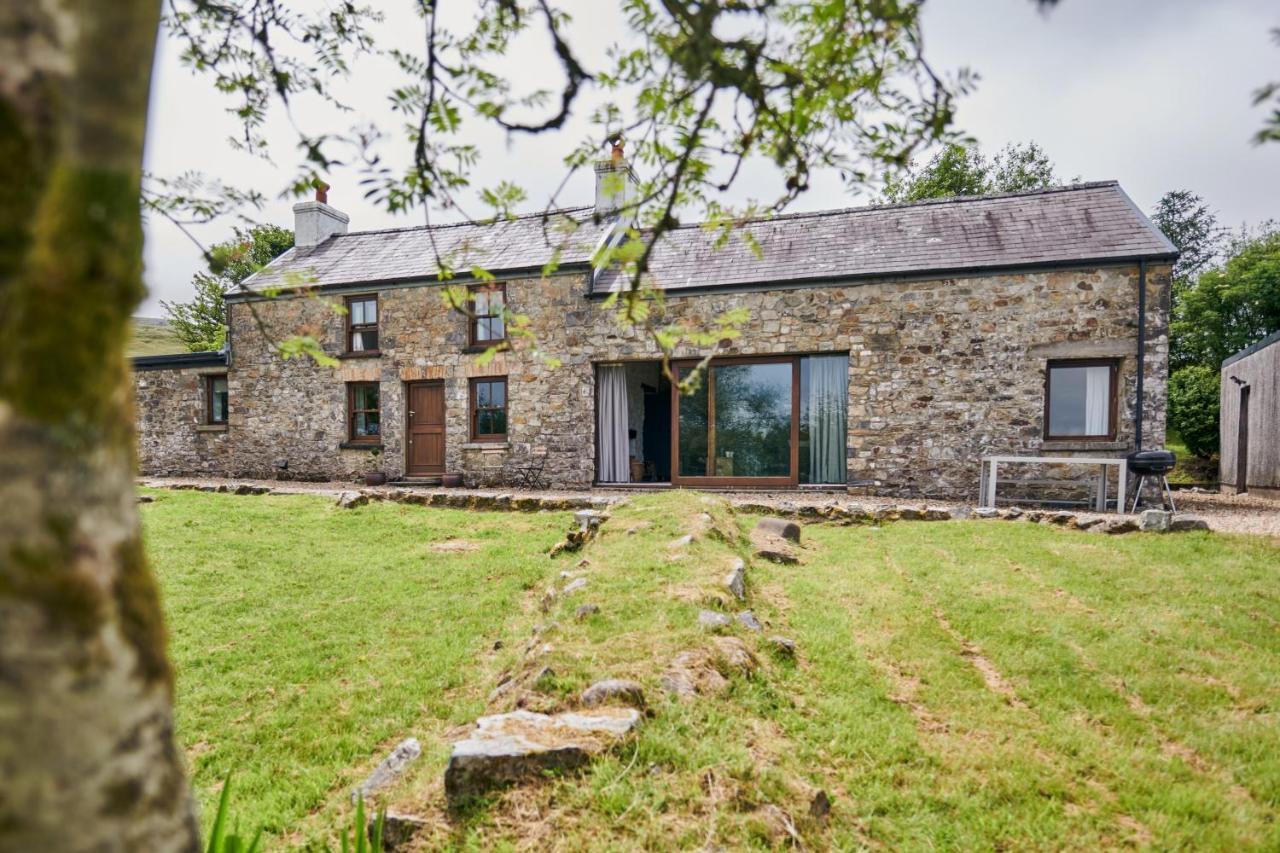 Wildhaven- Idylic Rural Farmhouse With Log Burner And Countryside Views Gwynfe Buitenkant foto